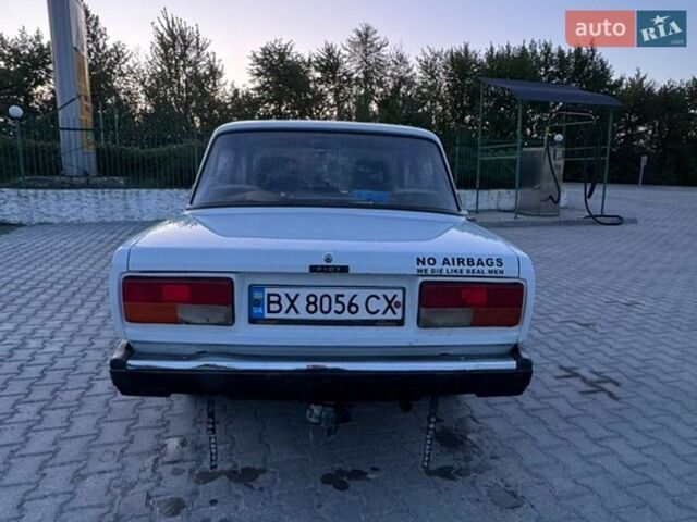 Белый ВАЗ 2107, объемом двигателя 1.45 л и пробегом 100 тыс. км за 1300 $, фото 3 на Automoto.ua