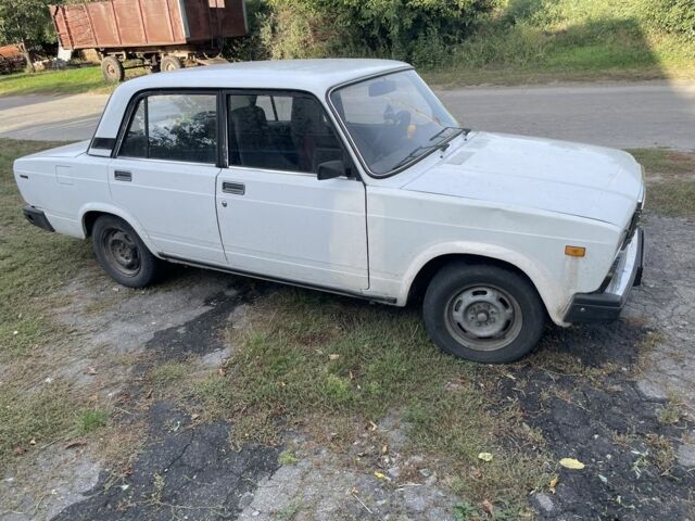 Білий ВАЗ 2107, об'ємом двигуна 0 л та пробігом 3 тис. км за 849 $, фото 1 на Automoto.ua