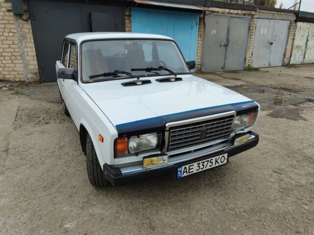 Белый ВАЗ 2107, объемом двигателя 0 л и пробегом 125 тыс. км за 2100 $, фото 4 на Automoto.ua