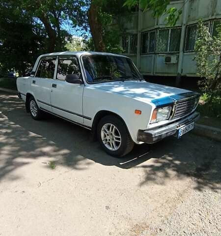 Белый ВАЗ 2107, объемом двигателя 1.5 л и пробегом 45 тыс. км за 1250 $, фото 16 на Automoto.ua