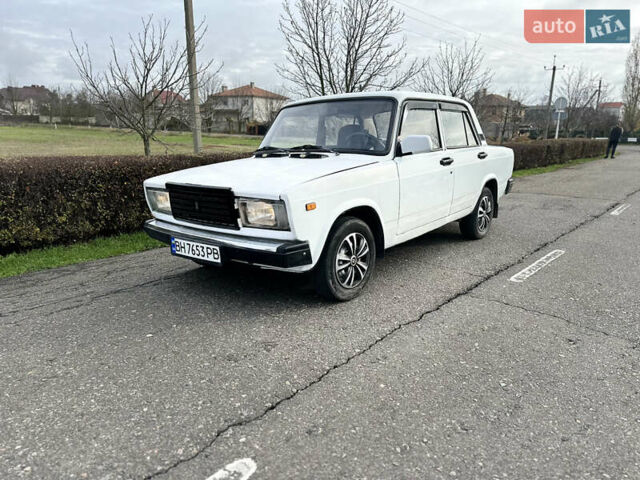 Білий ВАЗ 2107, об'ємом двигуна 1.45 л та пробігом 80 тис. км за 1100 $, фото 1 на Automoto.ua