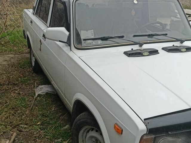 Белый ВАЗ 2107, объемом двигателя 1.5 л и пробегом 80 тыс. км за 1800 $, фото 2 на Automoto.ua