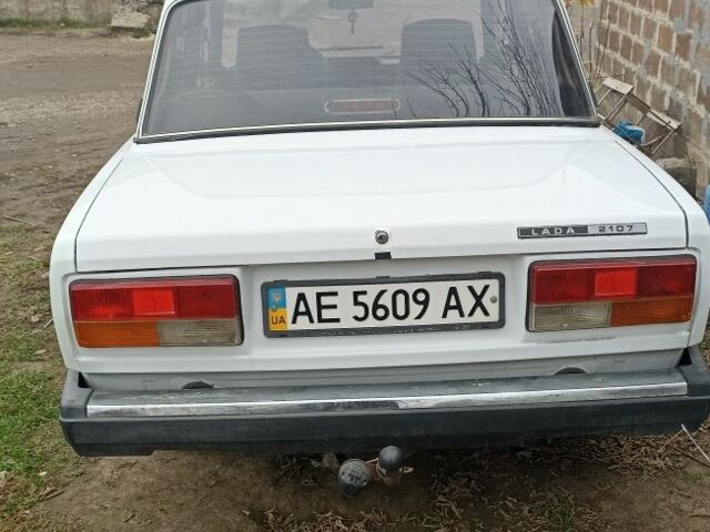 Белый ВАЗ 2107, объемом двигателя 1.5 л и пробегом 80 тыс. км за 1800 $, фото 1 на Automoto.ua