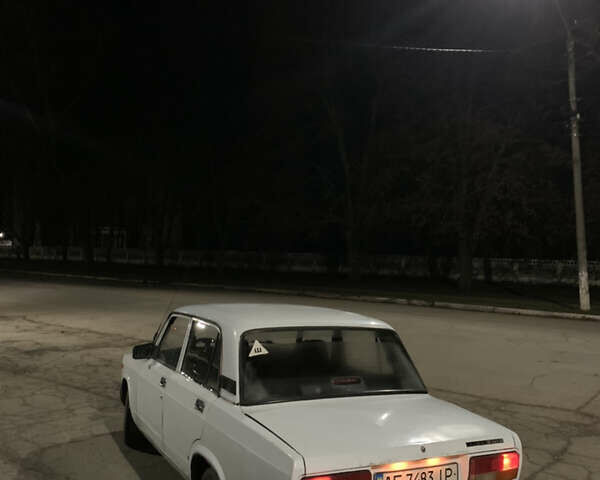 Білий ВАЗ 2107, об'ємом двигуна 1.5 л та пробігом 100 тис. км за 1650 $, фото 3 на Automoto.ua