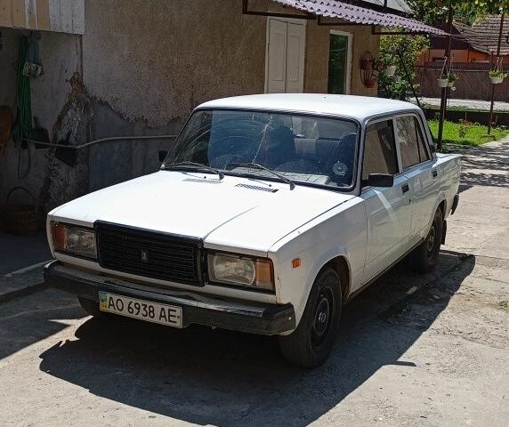 Білий ВАЗ 2107, об'ємом двигуна 0 л та пробігом 2 тис. км за 600 $, фото 1 на Automoto.ua