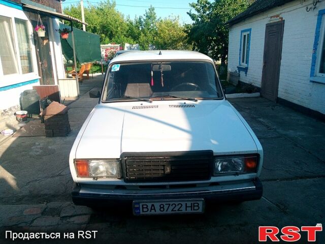 Белый ВАЗ 2107, объемом двигателя 1.5 л и пробегом 0 тыс. км за 1500 $, фото 7 на Automoto.ua