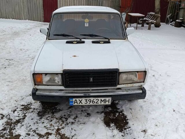 Белый ВАЗ 2107, объемом двигателя 1.5 л и пробегом 56 тыс. км за 600 $, фото 3 на Automoto.ua