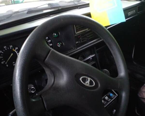 Белый ВАЗ 2107, объемом двигателя 1.5 л и пробегом 50 тыс. км за 2200 $, фото 2 на Automoto.ua
