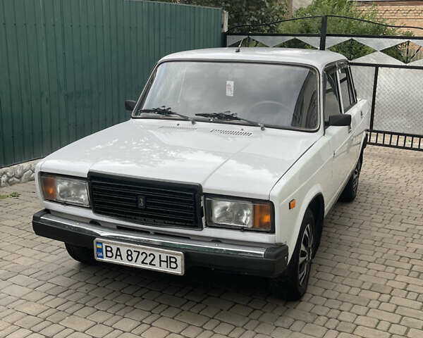 Белый ВАЗ 2107, объемом двигателя 1.45 л и пробегом 127 тыс. км за 1850 $, фото 2 на Automoto.ua