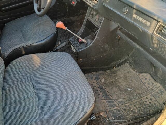 Білий ВАЗ 2107, об'ємом двигуна 1 л та пробігом 75 тис. км за 473 $, фото 8 на Automoto.ua