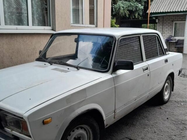 ВАЗ 2107 2006 в Петропавловке на Automoto.ua Белый ВАЗ 2107, объемом двигателя 1.5 л и пробегом 200 тыс. км за 713 $, фото 1 на Automoto.ua