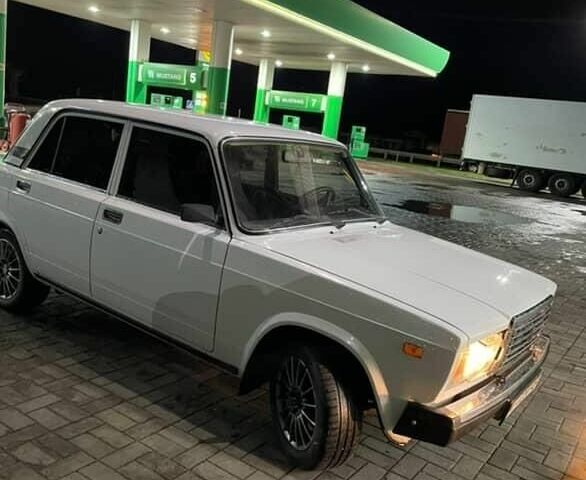 Белый ВАЗ 2107, объемом двигателя 0 л и пробегом 50 тыс. км за 1700 $, фото 6 на Automoto.ua