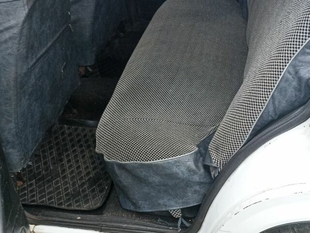 Белый ВАЗ 2107, объемом двигателя 1.5 л и пробегом 80 тыс. км за 1800 $, фото 4 на Automoto.ua