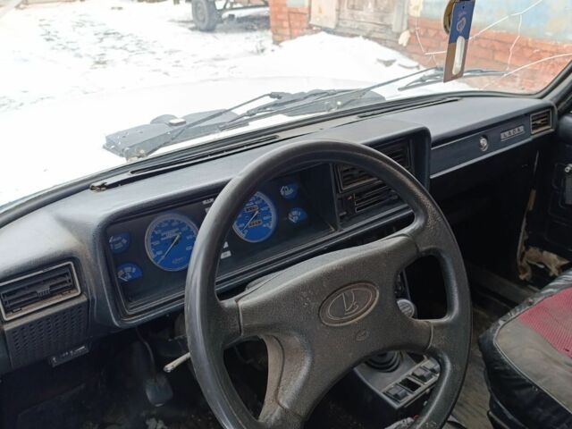 Белый ВАЗ 2107, объемом двигателя 1.5 л и пробегом 56 тыс. км за 600 $, фото 5 на Automoto.ua