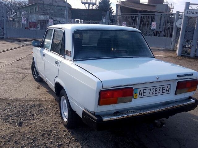 Белый ВАЗ 2107, объемом двигателя 15 л и пробегом 152 тыс. км за 1300 $, фото 4 на Automoto.ua