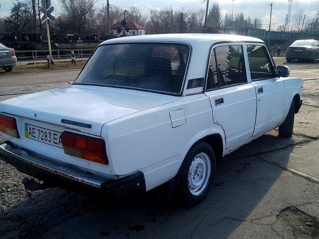 Белый ВАЗ 2107, объемом двигателя 15 л и пробегом 152 тыс. км за 1300 $, фото 7 на Automoto.ua