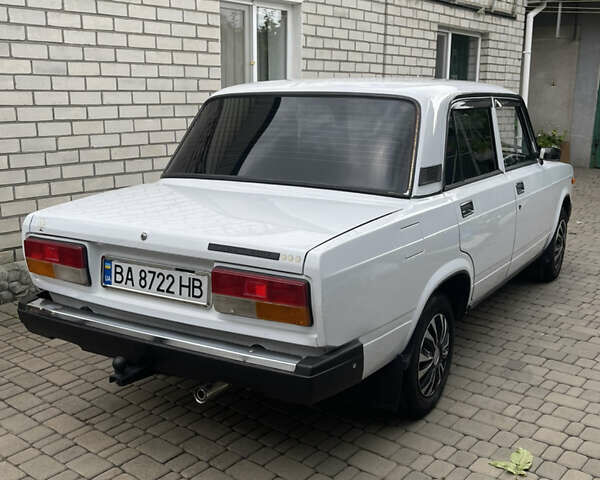 Белый ВАЗ 2107, объемом двигателя 1.45 л и пробегом 127 тыс. км за 1850 $, фото 5 на Automoto.ua