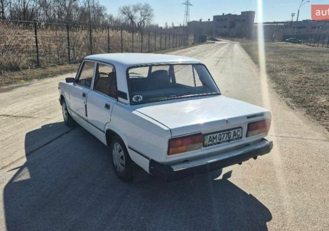 Белый ВАЗ 2107, объемом двигателя 1.45 л и пробегом 161 тыс. км за 1290 $, фото 21 на Automoto.ua