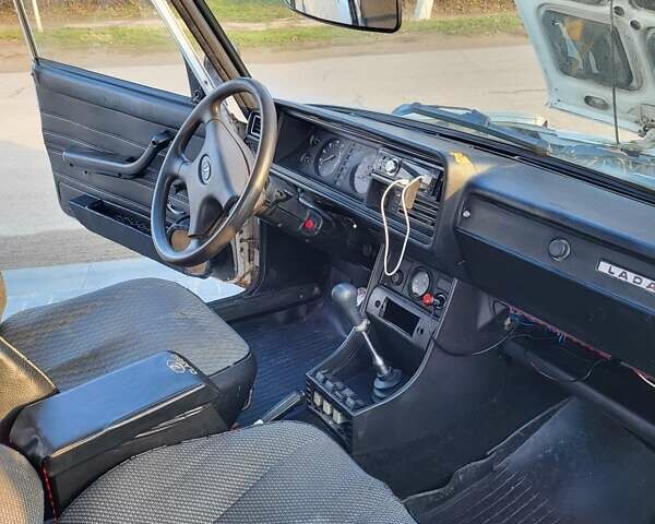 Белый ВАЗ 2107, объемом двигателя 1.45 л и пробегом 96 тыс. км за 1300 $, фото 5 на Automoto.ua
