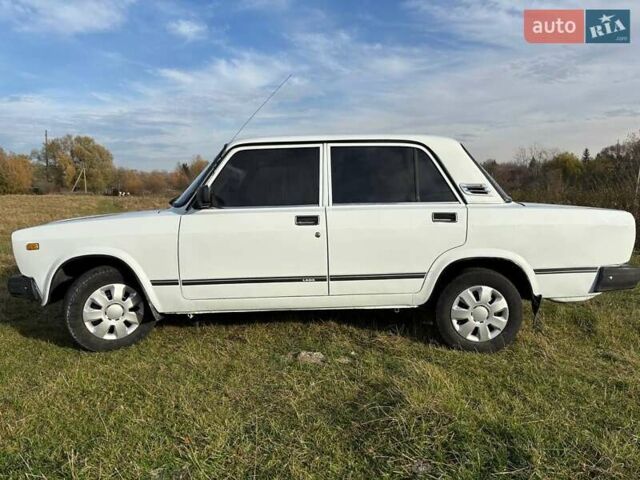 Білий ВАЗ 2107, об'ємом двигуна 1.6 л та пробігом 726 тис. км за 1299 $, фото 3 на Automoto.ua