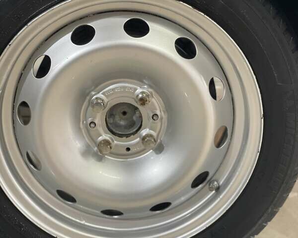 Белый ВАЗ 2107, объемом двигателя 1.57 л и пробегом 68 тыс. км за 2300 $, фото 4 на Automoto.ua