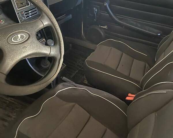 Белый ВАЗ 2107, объемом двигателя 1.57 л и пробегом 289 тыс. км за 1100 $, фото 6 на Automoto.ua