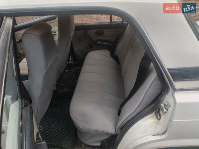 ВАЗ 2107 2007 в Радомышле на Automoto.ua Белый ВАЗ 2107, объемом двигателя 1.5 л и пробегом 148 тыс. км за 1350 $, фото 15 на Automoto.ua