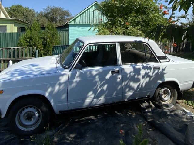 Білий ВАЗ 2107, об'ємом двигуна 0 л та пробігом 129 тис. км за 1700 $, фото 2 на Automoto.ua
