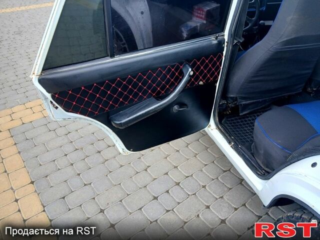 Белый ВАЗ 2107, объемом двигателя 1.5 л и пробегом 0 тыс. км за 1450 $, фото 6 на Automoto.ua