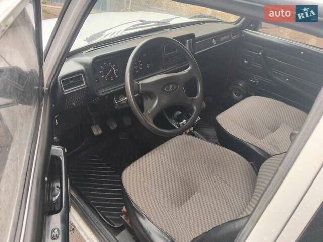 Белый ВАЗ 2107, объемом двигателя 1.45 л и пробегом 68 тыс. км за 900 $, фото 8 на Automoto.ua