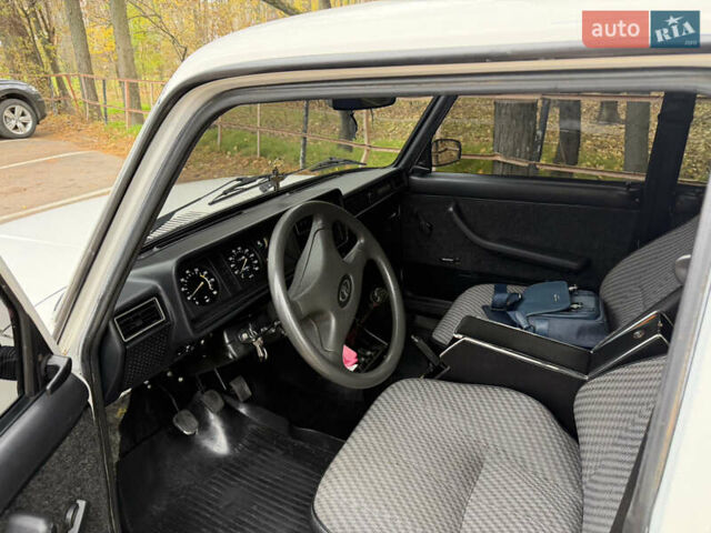 Белый ВАЗ 2107, объемом двигателя 1.6 л и пробегом 81 тыс. км за 1250 $, фото 8 на Automoto.ua