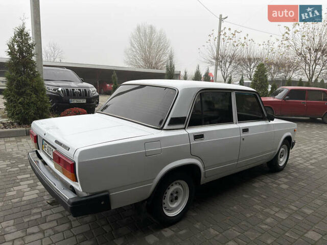 Белый ВАЗ 2107, объемом двигателя 1.5 л и пробегом 75 тыс. км за 1999 $, фото 23 на Automoto.ua