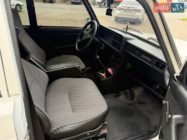 Белый ВАЗ 2107, объемом двигателя 1.6 л и пробегом 81 тыс. км за 1250 $, фото 14 на Automoto.ua