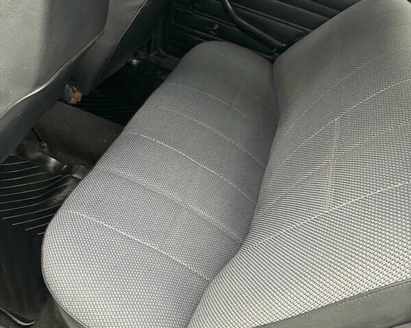 Белый ВАЗ 2107, объемом двигателя 1.5 л и пробегом 75 тыс. км за 1999 $, фото 22 на Automoto.ua