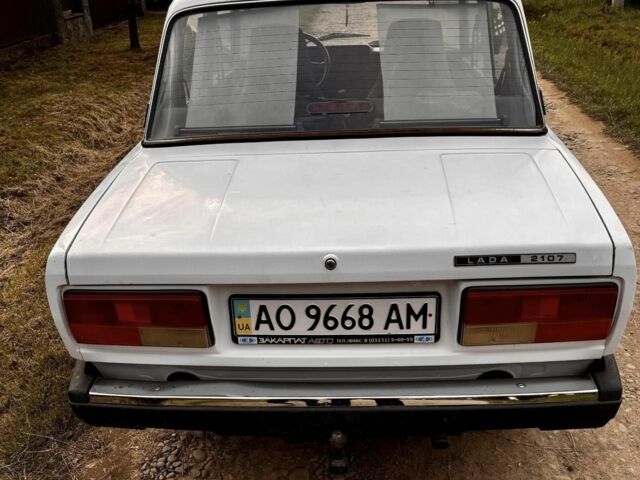 Белый ВАЗ 2107, объемом двигателя 1.6 л и пробегом 97 тыс. км за 1500 $, фото 1 на Automoto.ua
