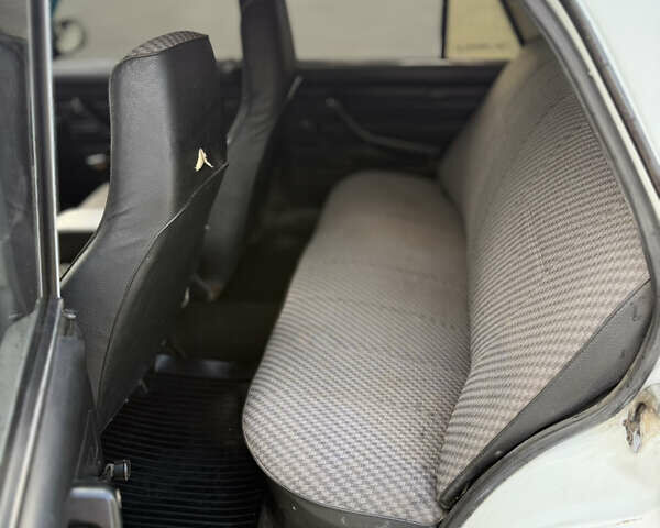 Белый ВАЗ 2107, объемом двигателя 1.6 л и пробегом 56 тыс. км за 1599 $, фото 10 на Automoto.ua