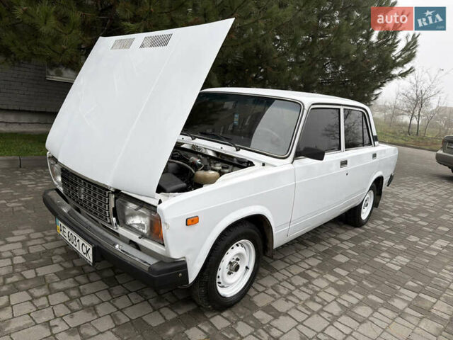 Белый ВАЗ 2107, объемом двигателя 1.5 л и пробегом 75 тыс. км за 1999 $, фото 15 на Automoto.ua