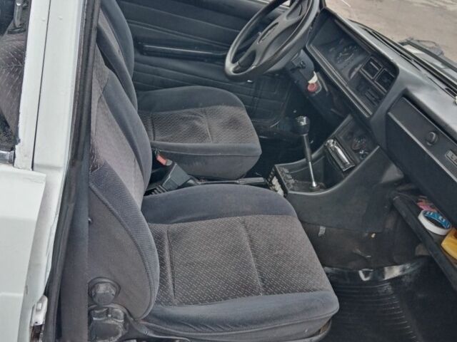 Білий ВАЗ 2107, об'ємом двигуна 1.6 л та пробігом 120 тис. км за 1100 $, фото 4 на Automoto.ua