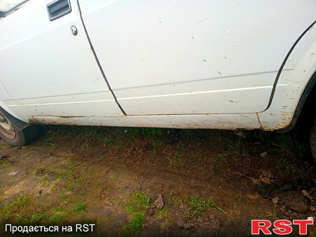 Белый ВАЗ 2107, объемом двигателя 1.6 л и пробегом 50 тыс. км за 550 $, фото 1 на Automoto.ua