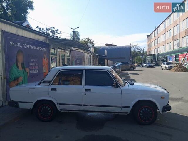 Білий ВАЗ 2107, об'ємом двигуна 1.6 л та пробігом 50 тис. км за 1600 $, фото 3 на Automoto.ua