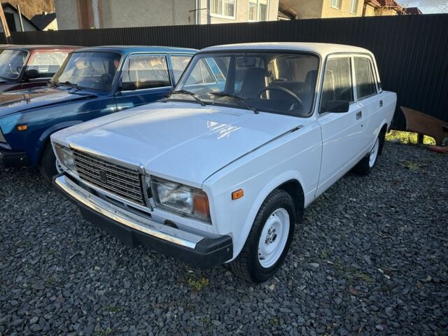 Белый ВАЗ 2107, объемом двигателя 0 л и пробегом 36 тыс. км за 2000 $, фото 3 на Automoto.ua