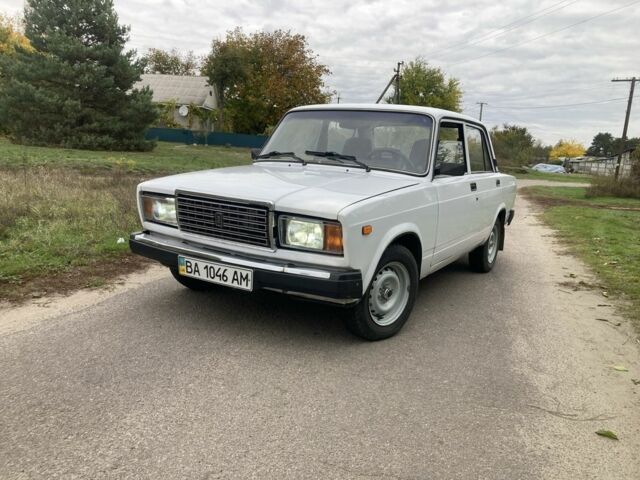 Белый ВАЗ 2107, объемом двигателя 0 л и пробегом 82 тыс. км за 1500 $, фото 1 на Automoto.ua