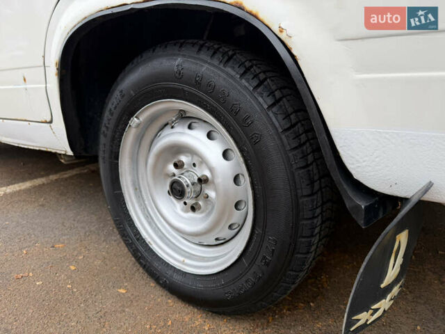 Белый ВАЗ 2107, объемом двигателя 1.6 л и пробегом 81 тыс. км за 1250 $, фото 6 на Automoto.ua