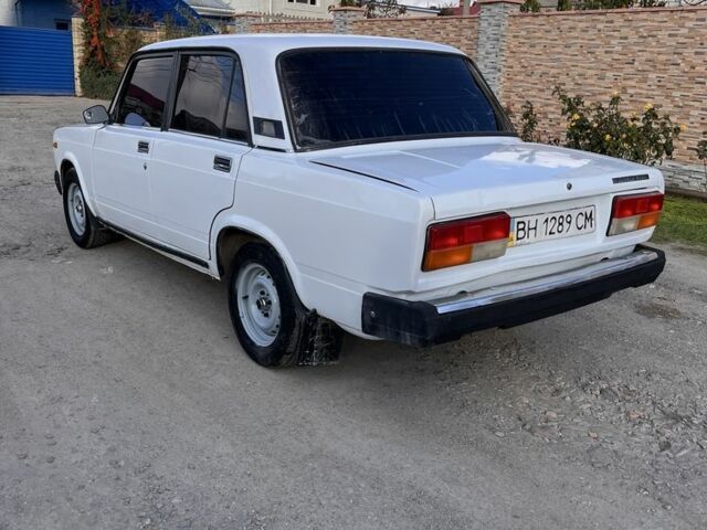 Белый ВАЗ 2107, объемом двигателя 1.6 л и пробегом 170 тыс. км за 1350 $, фото 3 на Automoto.ua