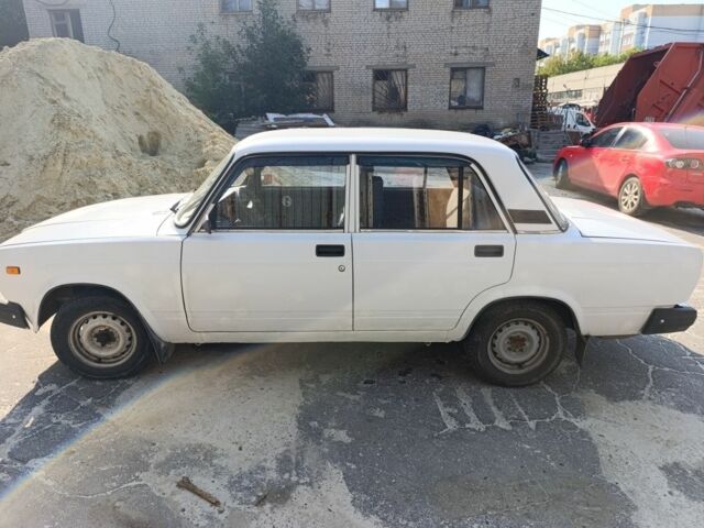 Белый ВАЗ 2107, объемом двигателя 0 л и пробегом 102 тыс. км за 1300 $, фото 3 на Automoto.ua