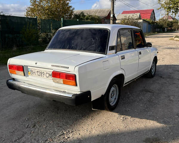 Белый ВАЗ 2107, объемом двигателя 0 л и пробегом 178 тыс. км за 1350 $, фото 2 на Automoto.ua