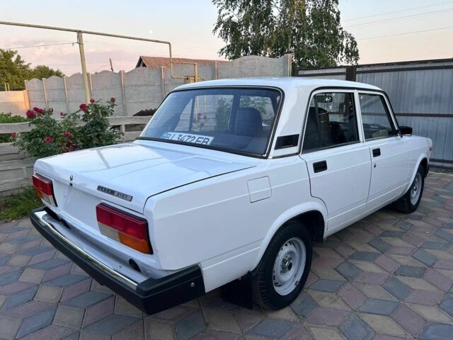 Білий ВАЗ 2107, об'ємом двигуна 1.6 л та пробігом 34 тис. км за 3400 $, фото 2 на Automoto.ua