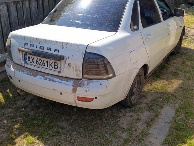 Белый ВАЗ 2107, объемом двигателя 1.6 л и пробегом 2 тыс. км за 2000 $, фото 1 на Automoto.ua
