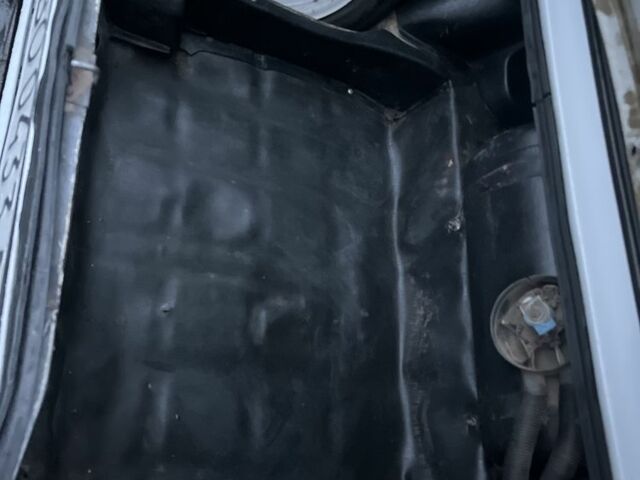 Білий ВАЗ 2107, об'ємом двигуна 1.6 л та пробігом 200 тис. км за 800 $, фото 7 на Automoto.ua