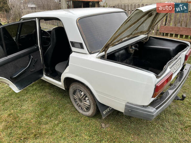 Белый ВАЗ 2107, объемом двигателя 1.6 л и пробегом 95 тыс. км за 1080 $, фото 9 на Automoto.ua